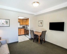 Rodeway Inn Evans