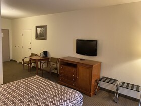 A Riverside Inn Travelodge by Wyndham