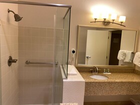 A Riverside Inn Travelodge by Wyndham