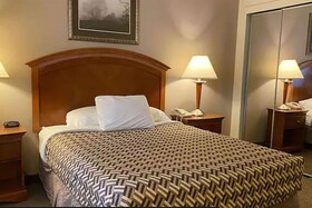 A Riverside Inn Travelodge by Wyndham