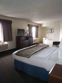 AmericInn by Wyndham Windsor Ft. Collins