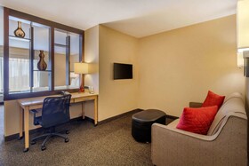 Cambria Suites Fort Collins