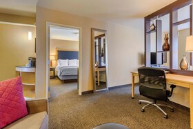 Cambria Suites Fort Collins