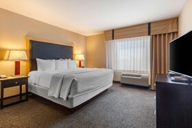 Cambria Suites Fort Collins