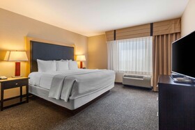 Cambria Suites Fort Collins