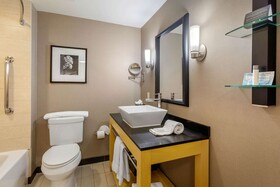 Cambria Suites Fort Collins