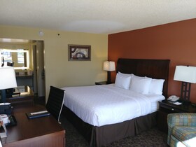 Clarion Inn