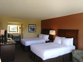 Clarion Inn