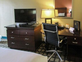 Clarion Inn