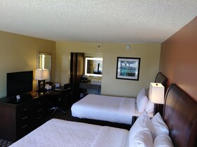 Clarion Inn