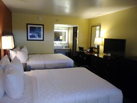 Clarion Inn