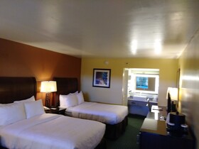 Clarion Inn