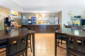 Days Inn by Wyndham Fort Collins