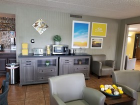 Days Inn by Wyndham Fort Collins
