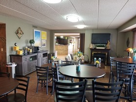 Days Inn by Wyndham Fort Collins
