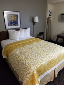 Days Inn by Wyndham Fort Collins