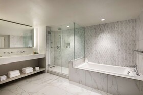 Hilton Fort Collins