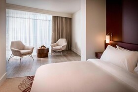 The Elizabeth Hotel