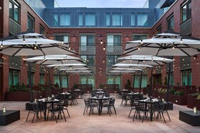 The Elizabeth Hotel