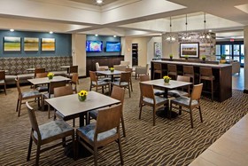 Best Western Plus Overland Inn