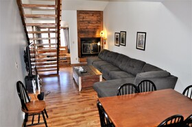 Foxpine Inn