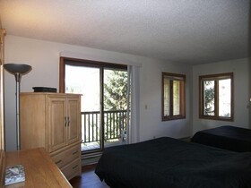 Foxpine Inn