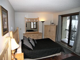 Foxpine Inn