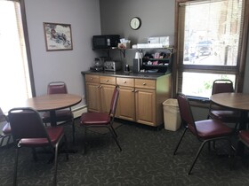 Snowshoe Motel
