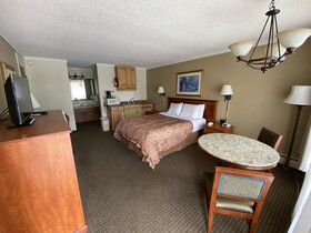 Snowshoe Motel