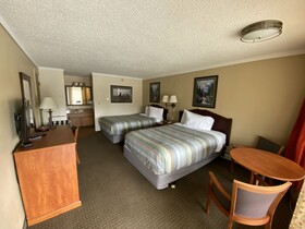 Snowshoe Motel