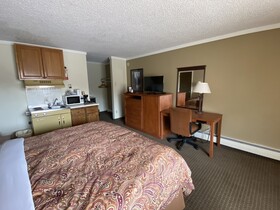 Snowshoe Motel
