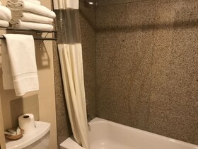 Snowshoe Motel