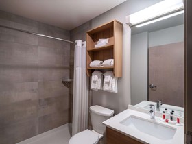 Microtel Inn & Suites by Wyndham Georgetown Lake