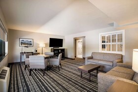 Best Western Antlers