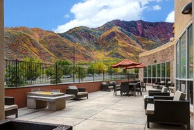 Courtyard Glenwood Springs