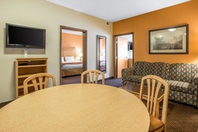 Comfort Inn & Suites Glenwood Springs On The River