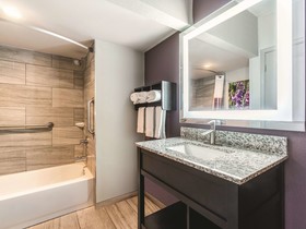 La Quinta Inn & Suites by Wyndham Glenwood