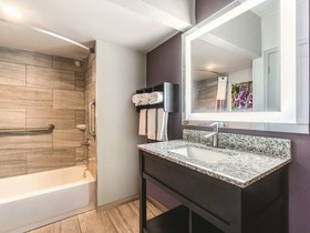 La Quinta Inn & Suites by Wyndham Glenwood