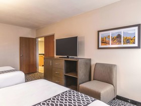 La Quinta Inn & Suites by Wyndham Glenwood
