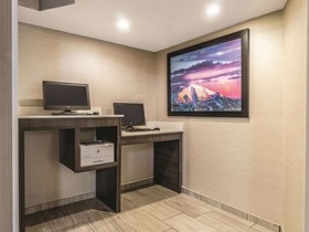 La Quinta Inn & Suites by Wyndham Glenwood