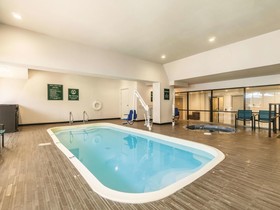 La Quinta Inn & Suites by Wyndham Glenwood