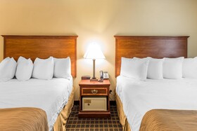 Quality Inn & Suites on the River
