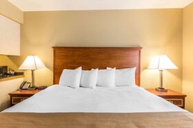 Quality Inn & Suites on the River