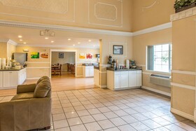 Quality Inn & Suites on the River