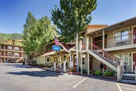 Rodeway Inn