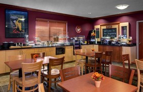 Baymont by Wyndham Golden/Red Rocks