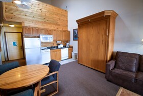 The Inn at Silver Creek