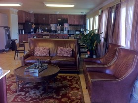 1st Interstate Inn
