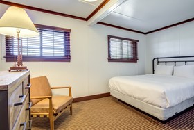 Grand Lake Lodge