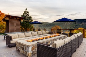 Grand Lake Lodge